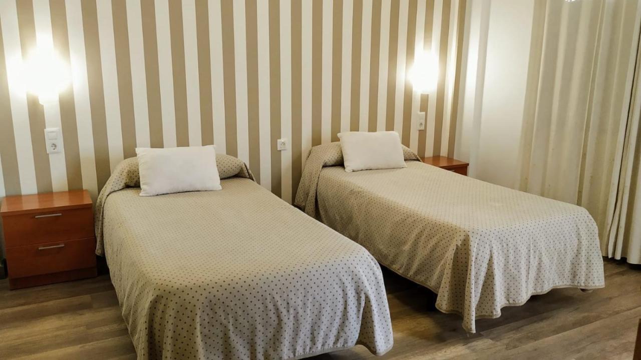 Hostal Anas Merida Exterior photo
